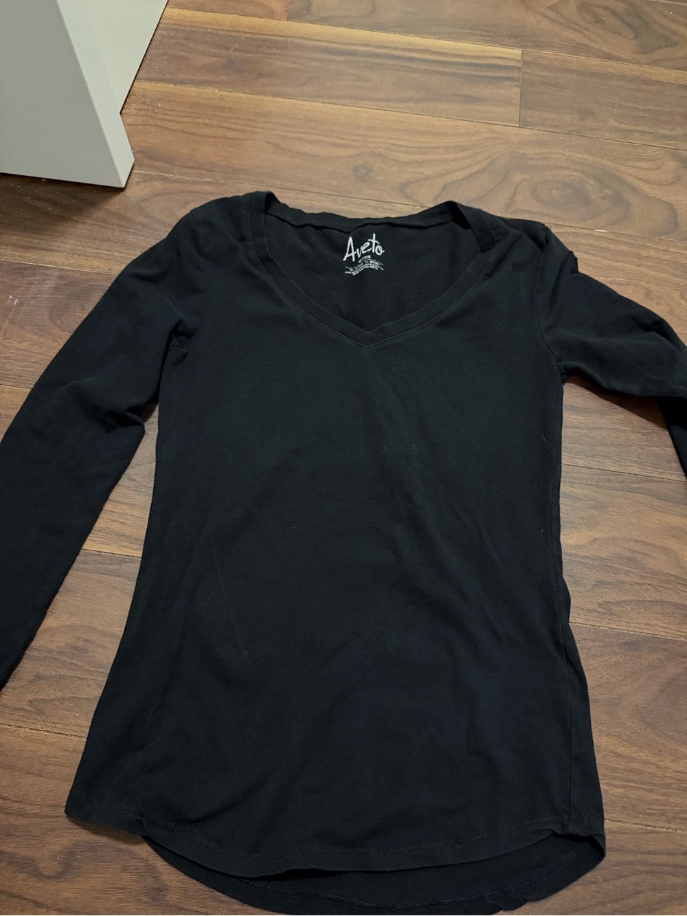 Aezto Black Long Sleeve V-Neck Tee